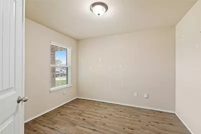 1517 Birmingham Drive, Seguin, TX 78155 - Photo 8