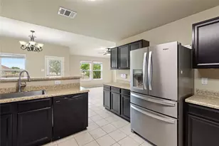 1517 Birmingham Dr, Seguin, TX 78155 - Photo 6