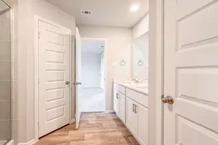 362 Golden Paint Trl, Liberty Hill, TX 78642 - Photo 14