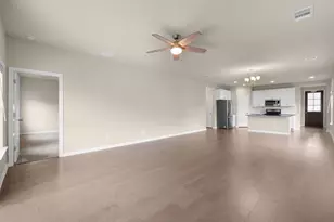 112 Creek Plum Ct, Liberty Hill, TX 78642 - Photo 6