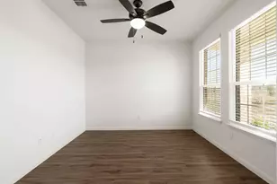 400 Mante Ct, Austin, TX 78748 - Photo 6