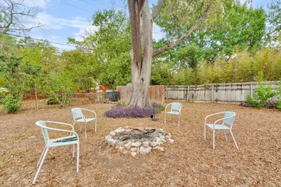 8001 Briarwood Lane, Austin, TX 78757 - Photo 24