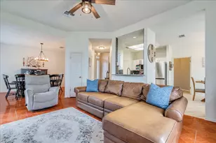 210 Meadow Woods Dr, Kyle, TX 78640 - Photo 14