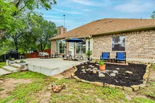 210 Meadow Woods Dr, Kyle, TX 78640 - Photo 32