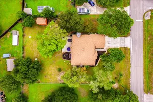 210 Meadow Woods Dr, Kyle, TX 78640 - Photo 34
