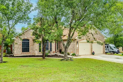 210 Meadow Woods Drive, Kyle, TX 78640 - Photo 8