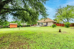210 Meadow Woods Dr, Kyle, TX 78640 - Photo 30