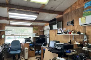 135 Belton St, McDade, TX 78650 - Photo 4