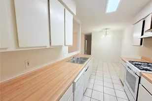 405 Parkhill Cove, Round Rock, TX 78664 - Photo 12