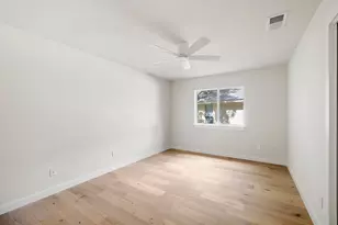 10707 Pinehurst Dr, Austin, TX 78747 - Photo 24