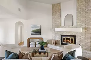 10707 Pinehurst Dr, Austin, TX 78747 - Photo 4