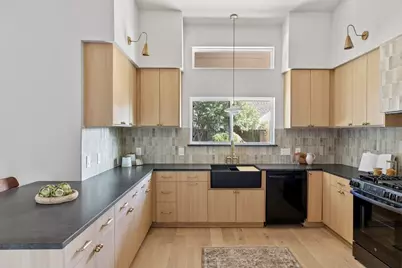 10707 Pinehurst Drive, Austin, TX 78747 - Photo 6