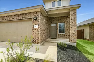 212 Prairie Song Ln, Liberty Hill, TX 78642 - Photo 2