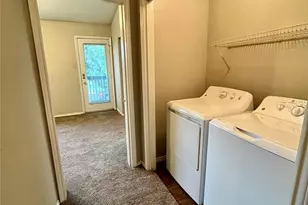 1841 River Crossing Cir, Austin, TX 78741 - Photo 8