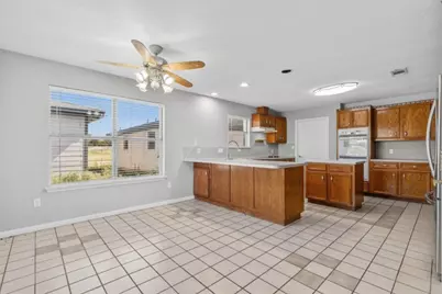 16 Brenda Lane, Round Rock, TX 78665 - Photo 8