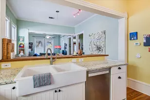 902 Blanco St, Austin, TX 78703 - Photo 14