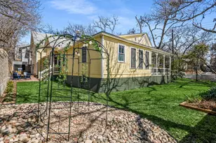 902 Blanco St, Austin, TX 78703 - Photo 32