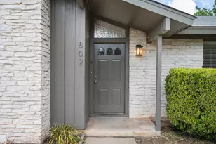 802 Riddlewood Dr, Austin, TX 78753 - Photo 8