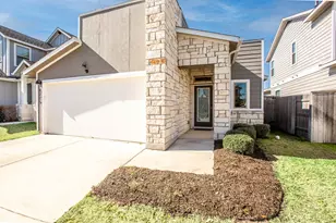 8215 McKamy Dr, Austin, TX 78744 - Photo 22