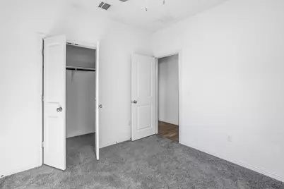 8215 McKamy Drive, Austin, TX 78744 - Photo 16