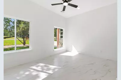 418 Bedford Drive, Spicewood, TX 78669 - Photo 22