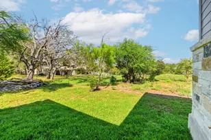 418 Bedford Dr, Spicewood, TX 78669 - Photo 34