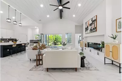 418 Bedford Drive, Spicewood, TX 78669 - Photo 4