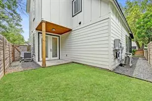 504 Normandy St, Austin, TX 78745 - Photo 18