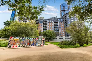 54 Rainey St, Austin, TX 78701 - Photo 22