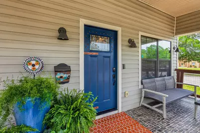 217 N Walnut Avenue N, Luling, TX 78648 - Photo 4