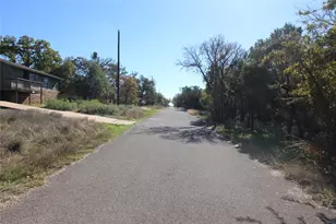 732 Aspen Ln, Cottonwood Shores, TX 78657 - Photo 6