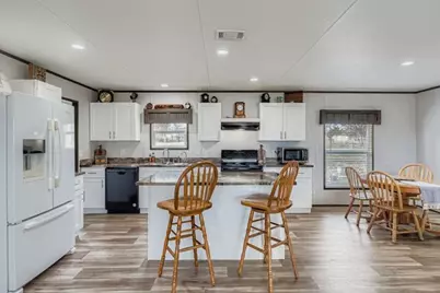 130 Zafiro Lane, Del Valle, TX 78617 - Photo 14