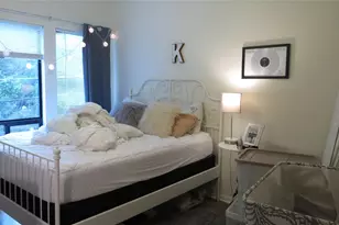 1910 Robbins Pl, Austin, TX 78705 - Photo 14