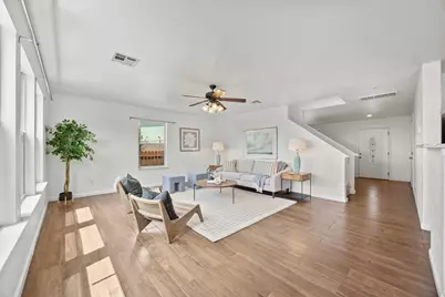 113 Bexar Forest Cove, Elgin, TX 78621 - Photo 6