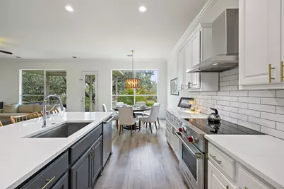 300 Errol Drive, Briarcliff, TX 78669 - Photo 2