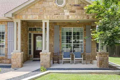 300 Errol Drive, Briarcliff, TX 78669 - Photo 4