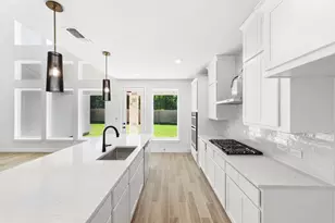 135 Pinyon Pne Dr, Bastrop, TX 78602 - Photo 10