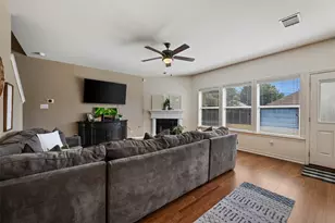 20117 Treyburn Ln, Pflugerville, TX 78660 - Photo 10