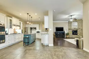 308 Duffy Ln, Austin, TX 78738 - Photo 8