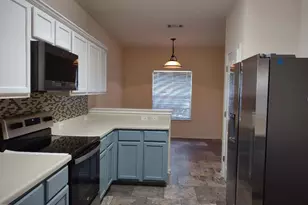 18208 Maxa Dr, Manor, TX 78653 - Photo 12