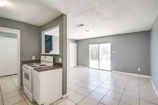 2215 Mission Hill Dr, Austin, TX 78741 - Photo 8