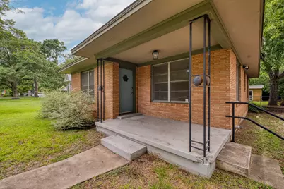707 N Main Street, Elgin, TX 78621 - Photo 6