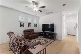 112 Doodle Ln, Hutto, TX 78634 - Photo 6
