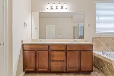1013 Fred Couples Court, Round Rock, TX 78664 - Photo 20
