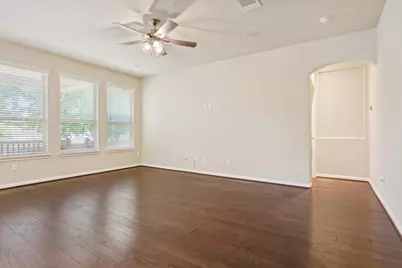 1013 Fred Couples Court, Round Rock, TX 78664 - Photo 10