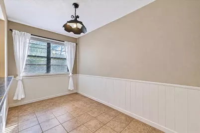 111 Post Oak Drive, Elgin, TX 78621 - Photo 12