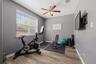 222 Sycamore St, Georgetown, TX 78633 - Photo 16