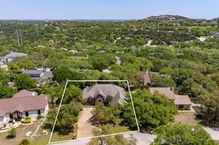 209 El Rio Dr, Lakeway, TX 78734 - Photo 4