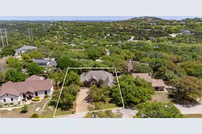 209 El Rio Drive, Lakeway, TX 78734 - Photo 4