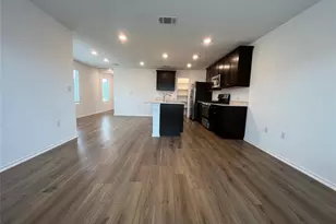 7224 Spotted Leaf Wy, Del Valle, TX 78617 - Photo 4